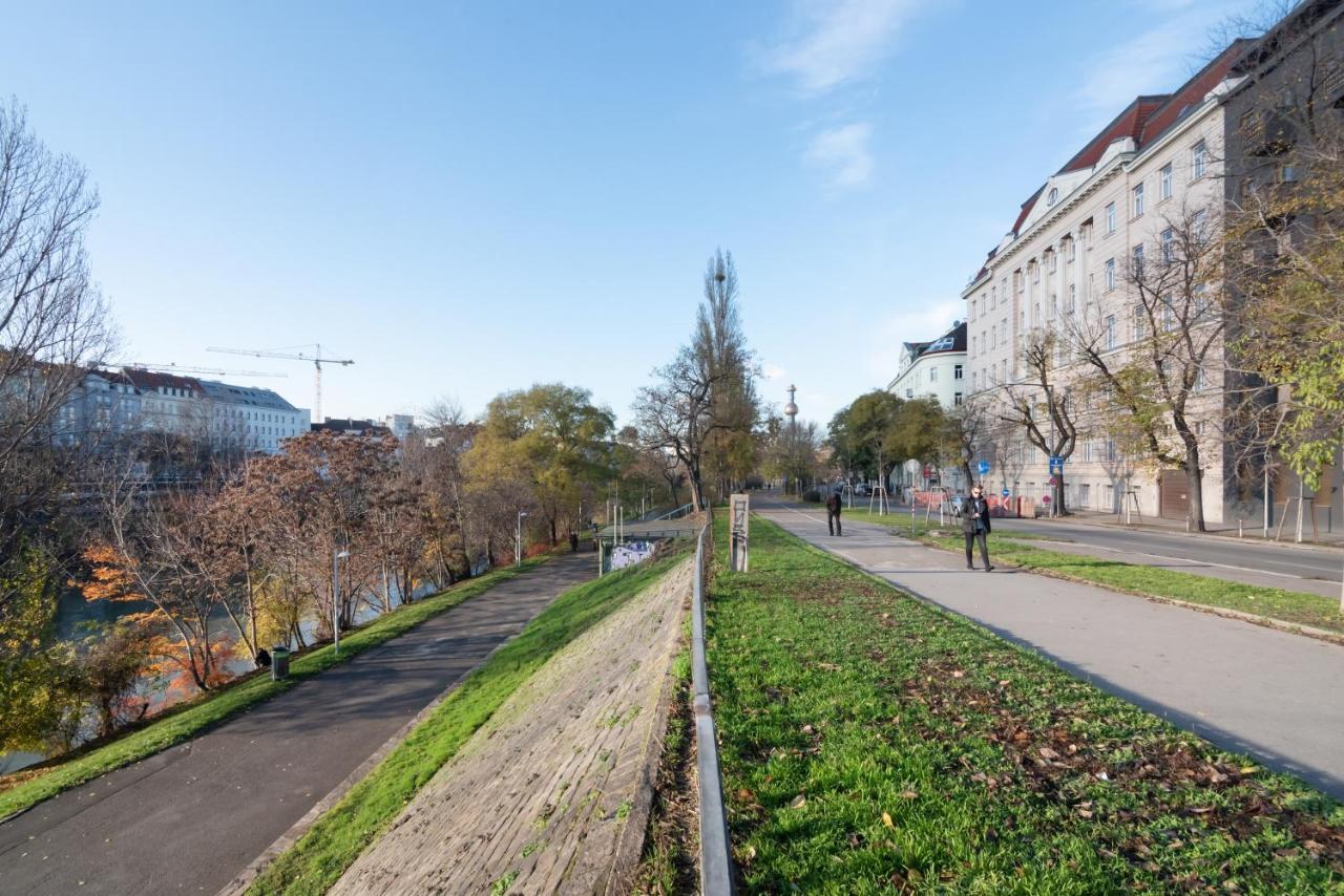 An Der Donau, 10 Minuten Ins Zentrum, Klimaanlage Vienna Esterno foto